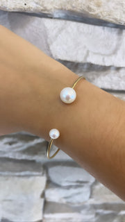 Fancy Pearls Bangle - 68789